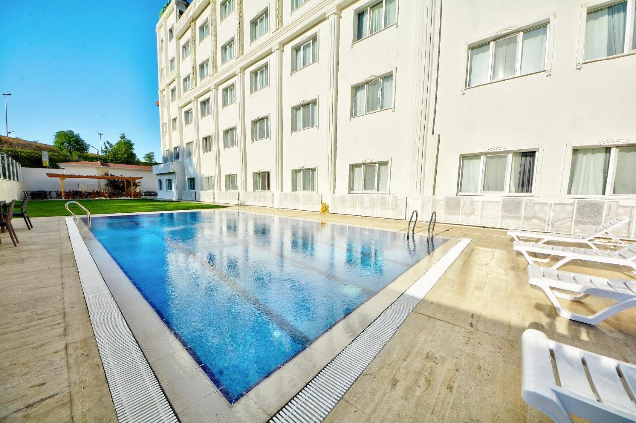 North Blue Life Hotel Istanboel Buitenkant foto